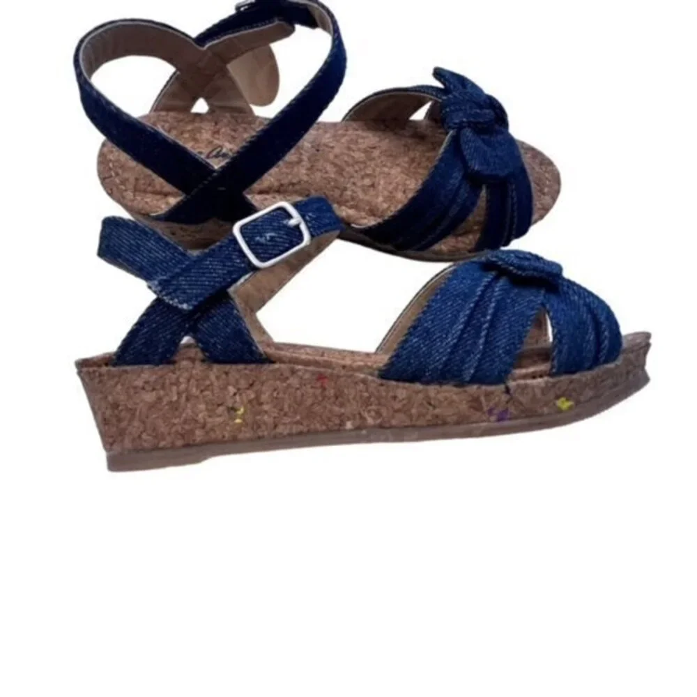 NIB Hanna Andersson Blue Denim Sandals Size 13 Cathrin‎ Buckle Bow